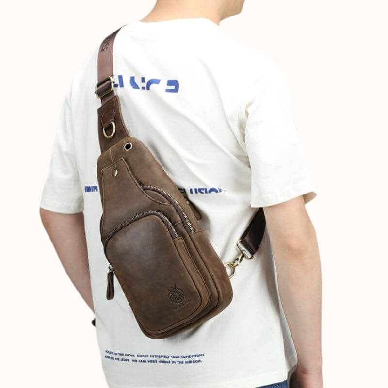 Sacoche poitrine en cuir véritable - Tatum